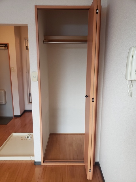 ハイツ五月 収納