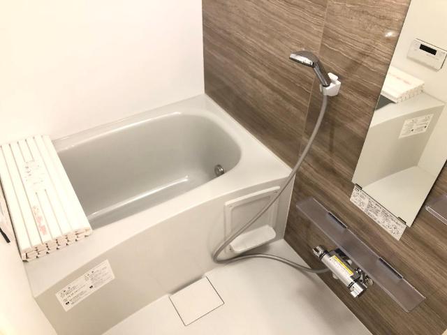 セントラル　レジデンス バス