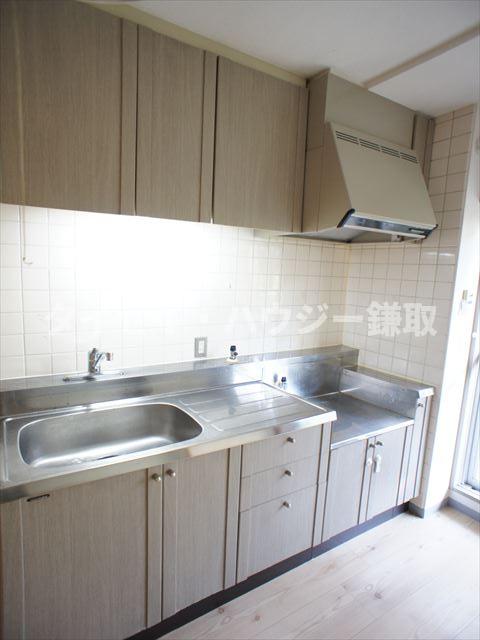 ルミエール若葉0101号室 キッチン