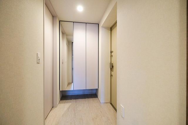 nido MOTOASAKUSA11階 玄関