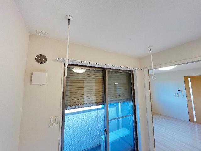 サニーコートⅡ102号室 窓シャッター