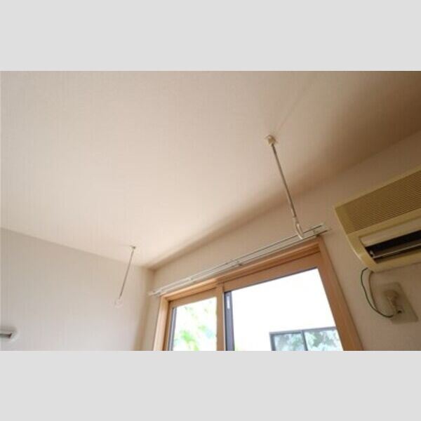 セジュール・ハッセブ106号室 室内物干し