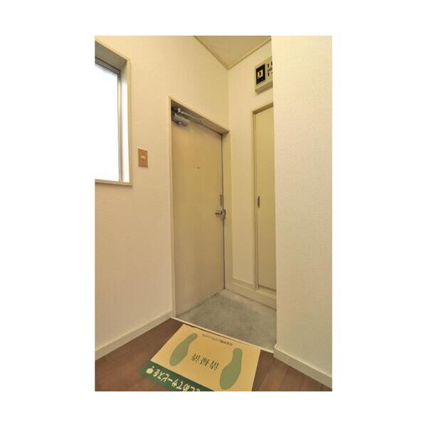 大蔵台ハイツ106号室 同建物別部屋の参考画像