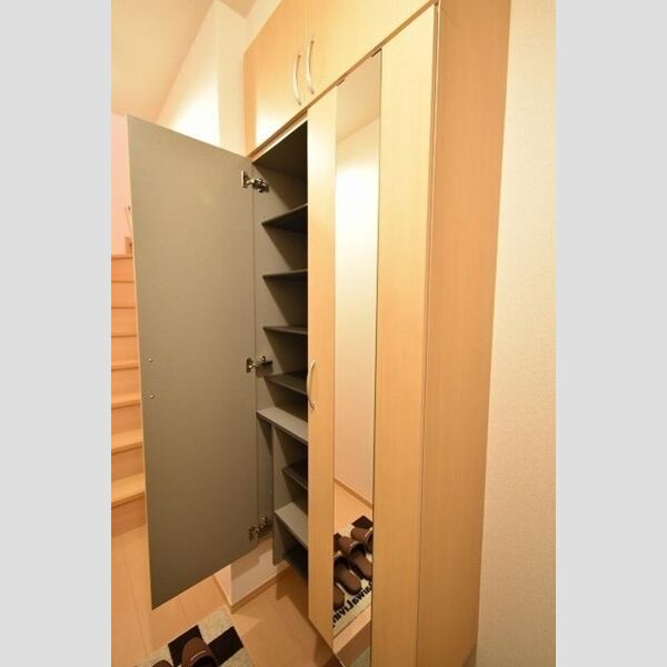 ラフォレスト 玄関横シューズボックス