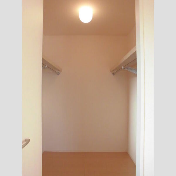 ヴィアレット　Ⅶ103号室 ウォークインクローゼット♪