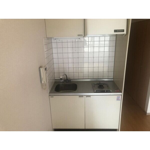 303号室