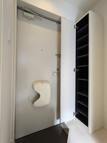 ハーモニーテラス綾瀬Ⅴ201号室 玄関