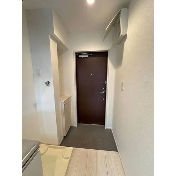 インフィニティ大宮0301号室 玄関