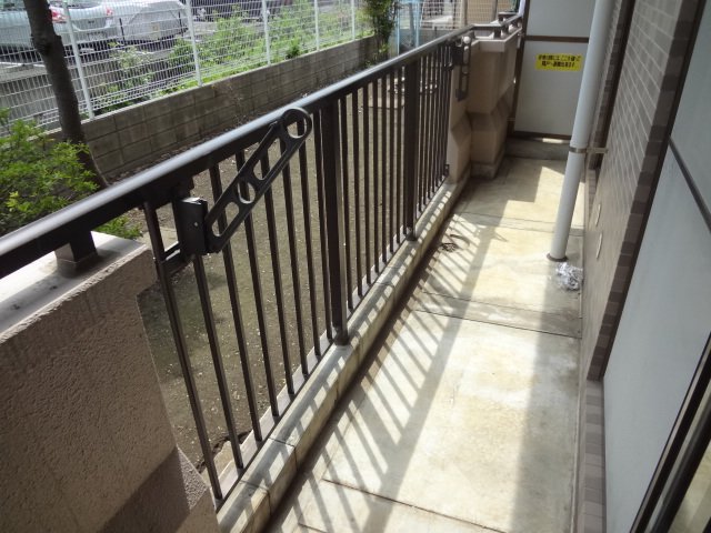 サンモールパレスＢ棟0106号室 バルコニー