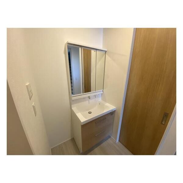 杉並区高井戸西3丁目貸家 洗面