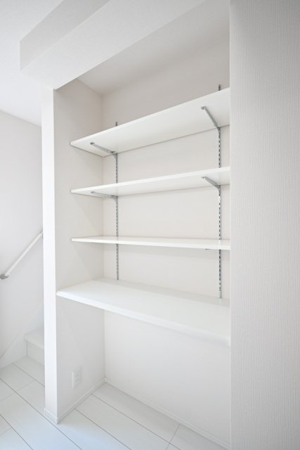 コクーン北町2階 キッチン棚