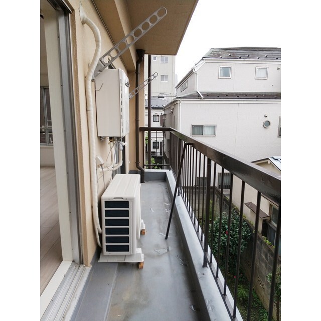 レジ東郷2階 バルコニー
