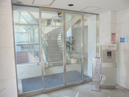 ブロードシティ東京6階 オートロック　※前回募集時2021年2月の写真