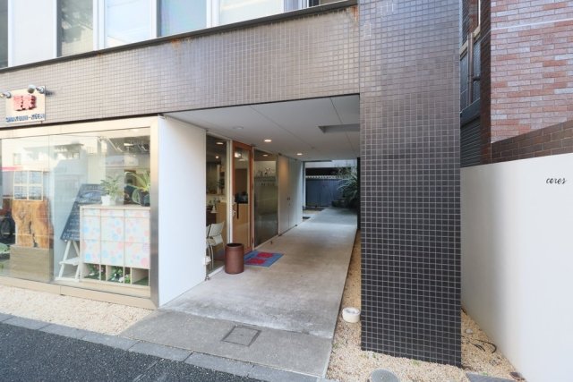 ＣＥＲＥＳ8階 エントランス