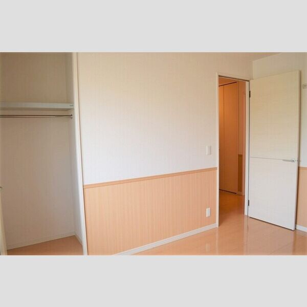 グランモア102号室 洋室②(別角度)