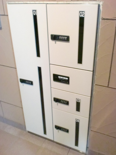 グランシャリオ0401号室 宅配ボックス