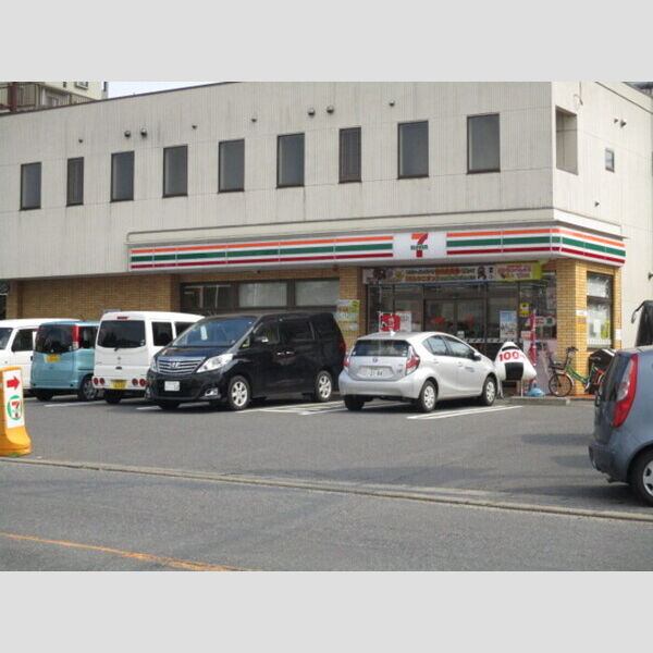Ferme セブンイレブン松戸小山店(774m)