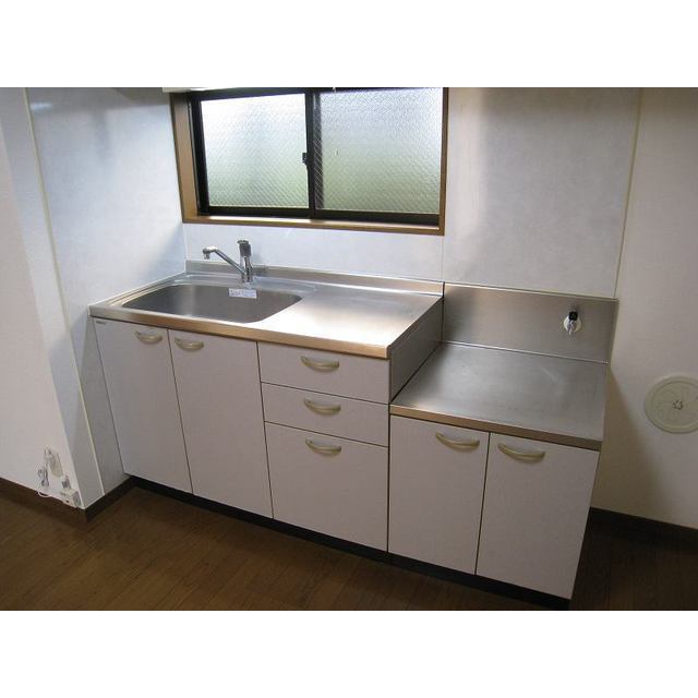 プレジール アントレ102号室 キッチン