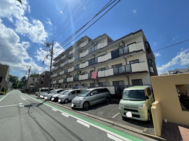 エクセル清新Ⅱ 駐車場