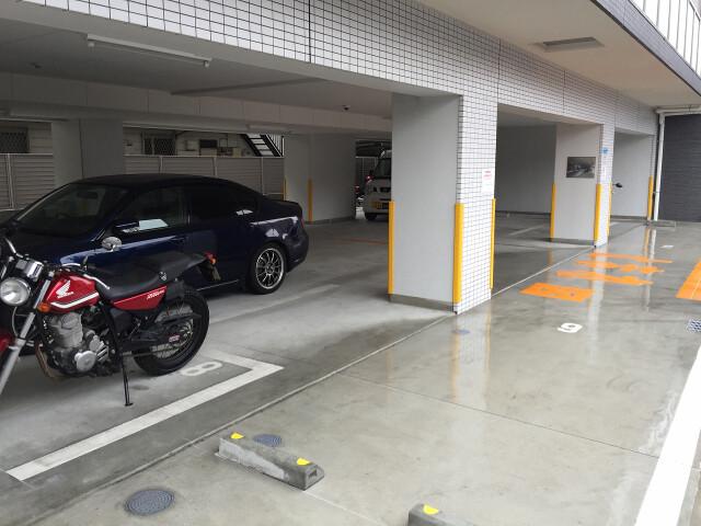 フェルクルールプレスト川崎アリビエ2階 駐車場