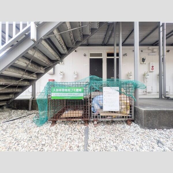 カピースハイツA棟 ゴミ置き場