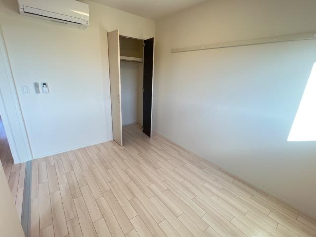 プリオーレおおたかの森203号室 洋室