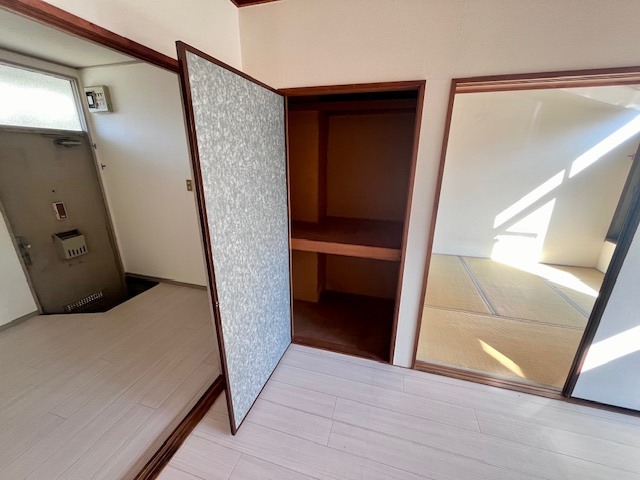 コーポ日野 洋室収納