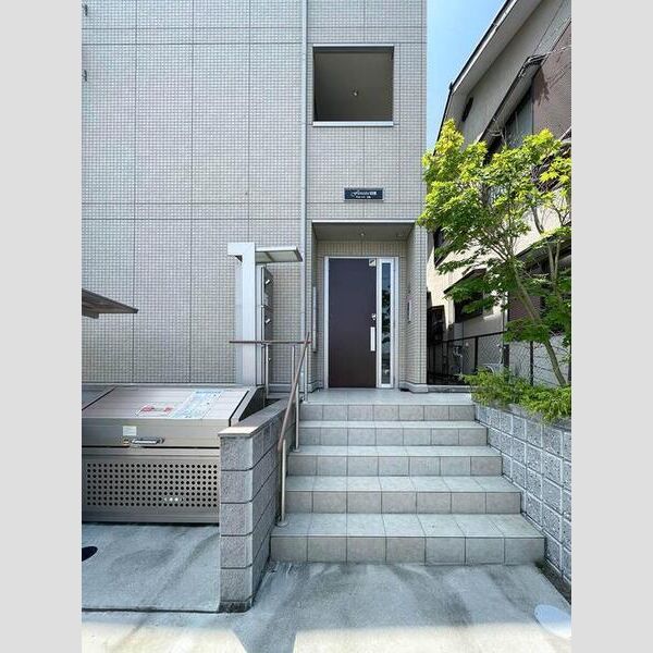 Floresta日進 エントランス