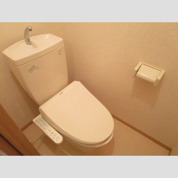 第3エーデルハイム206号室 温水洗浄暖房便座