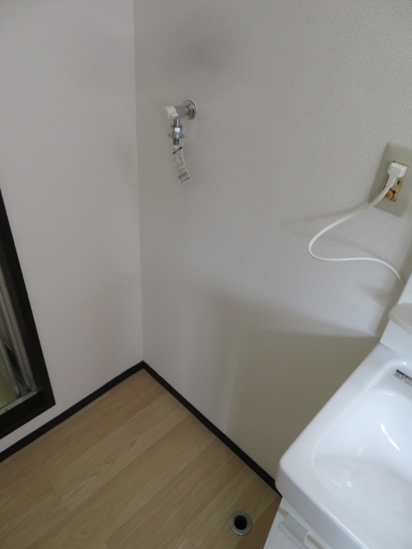 オオクマハイツ1階 内観