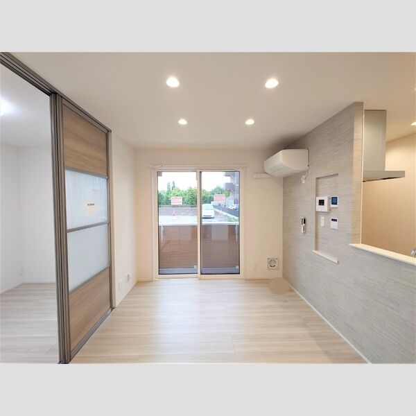 Asset-Court立川上砂町5丁目　B棟 LDK10.1帖
