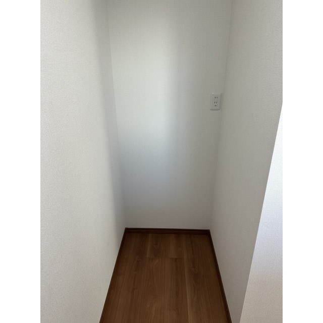 コントレイルⅡ105号室 内観