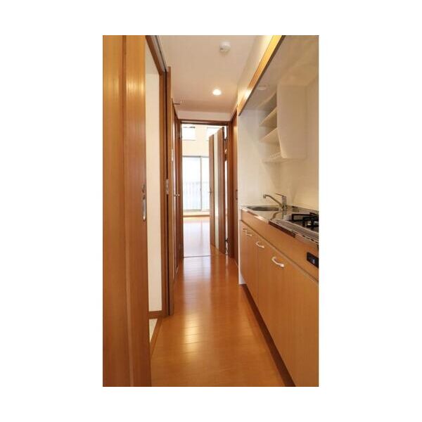 マ・ピエス町田106号室 玄関