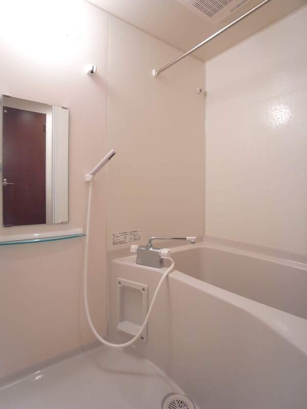 リブリ・クロシェット2階 お風呂