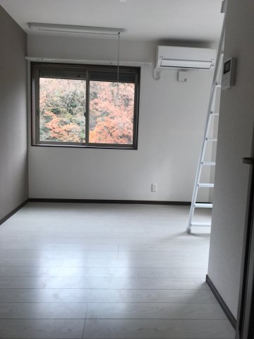 ベイルーム弘明寺Ⅰ リビング