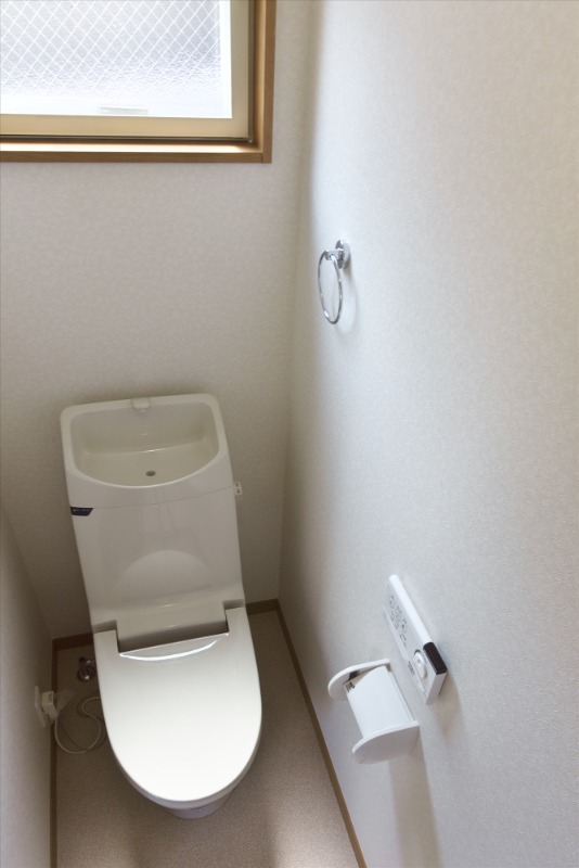 アバンテ根岸A棟 トイレ