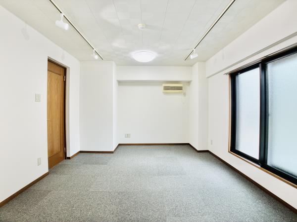 北品川アパートメント リビング