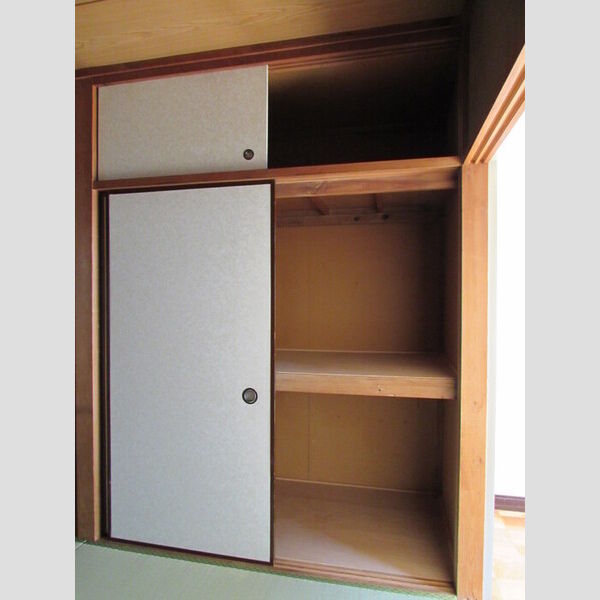 リカーハイツ 収納