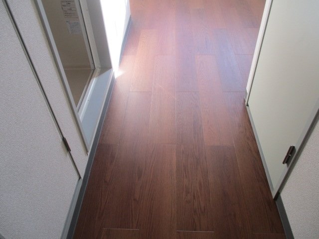 ＹＯＮＥＤＡＹＡビル 玄関