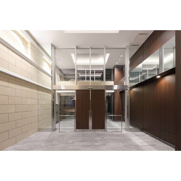 エステムプラザ池袋立教通り エントランス