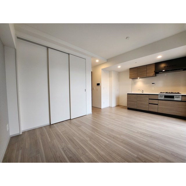 コスモグラシア三ノ輪1101号室 内観