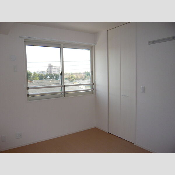 パラディーゾ301号室 洋室