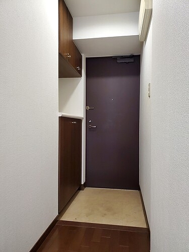 菊名レジデンシアプラザ2階 玄関　※2024年6月撮影