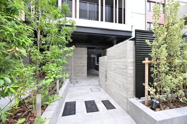 サンウッドフラッツ新宿四谷三丁目9階 エントランス