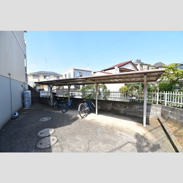 セジュール鎌ヶ谷 駐輪場
