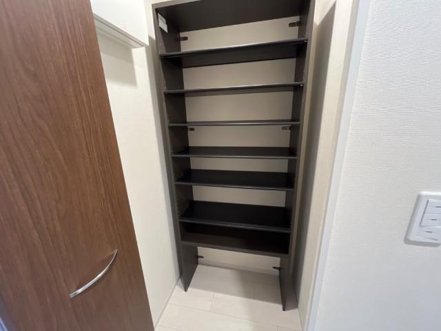 エムズスタイル 下駄箱