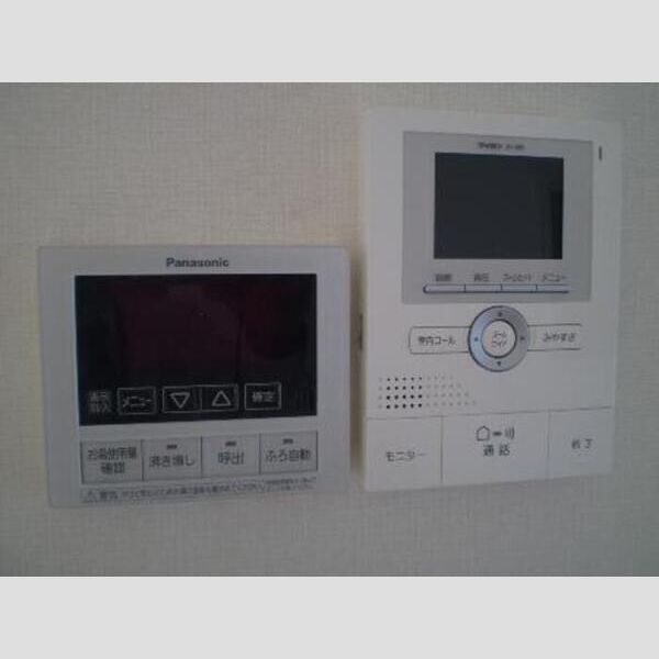 カンタービレ201号室 追炊給湯、TVインターホン