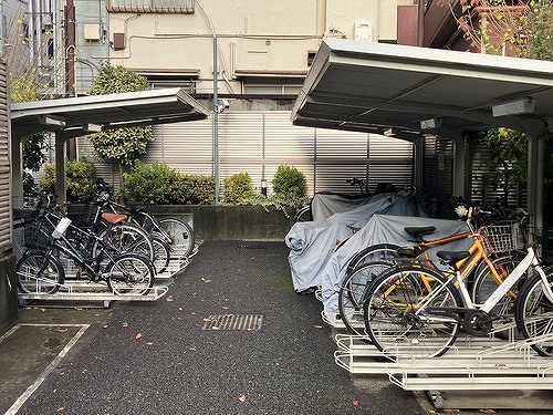 クオリア代々木 駐輪場