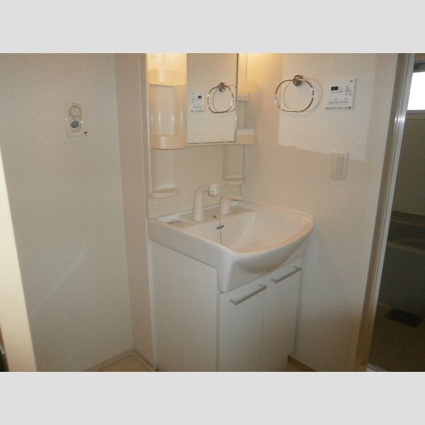 ファミール21301号室 洗髪洗面化粧台