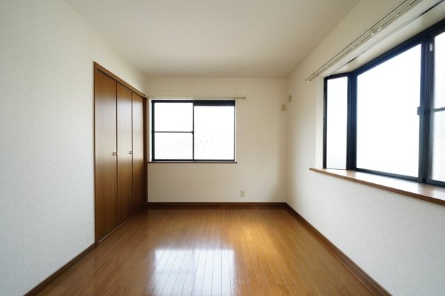 ＯＺ参番街1階 洋室2